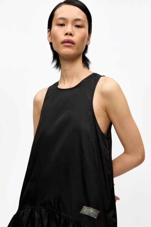 Dresscodemastery.shop284c0e8044 4