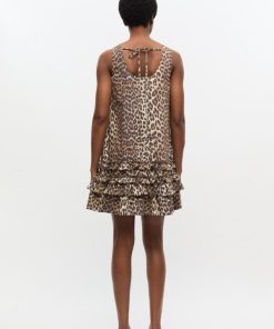 Dresscodemastery.shop4426c2b022 1