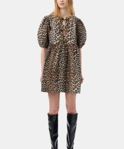 Dresscodemastery.shop61333cfadb 1