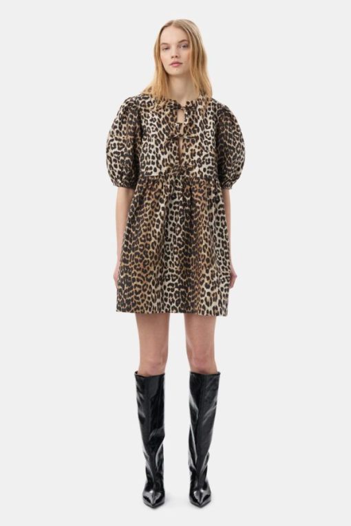 Dresscodemastery.shop61333cfadb 1
