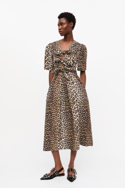 Dresscodemastery.shopc54a1f11c7 1