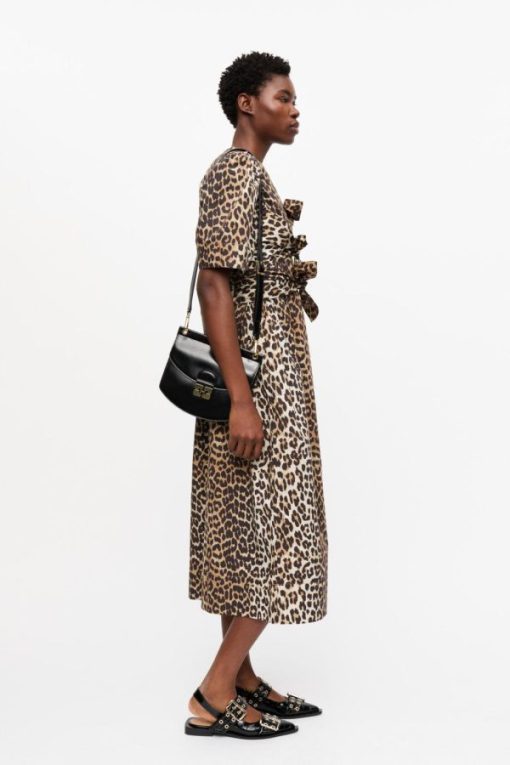 Dresscodemastery.shopc54a1f11c7 4